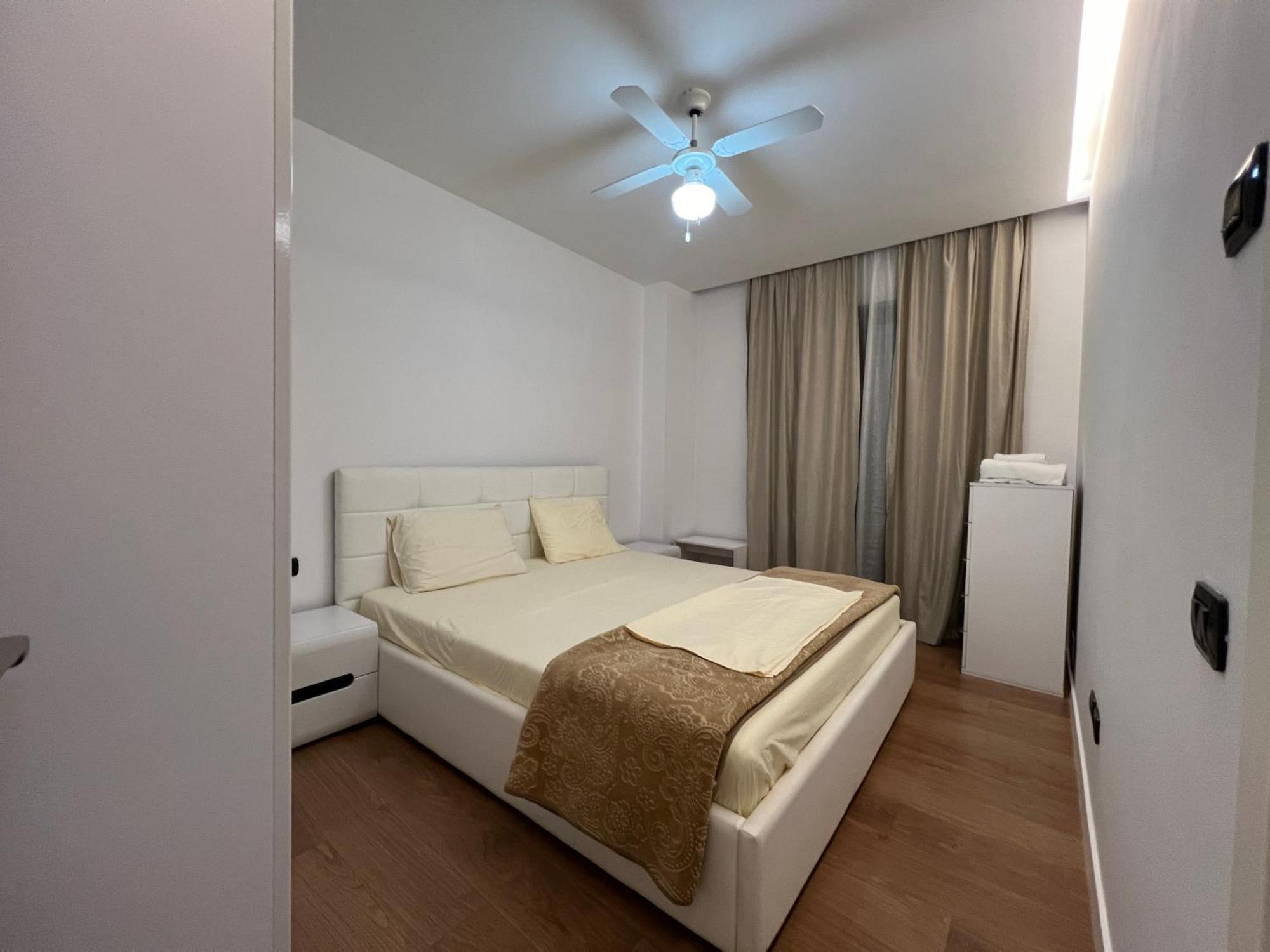 Downtown Grand Comfort 地拉那 外观 照片