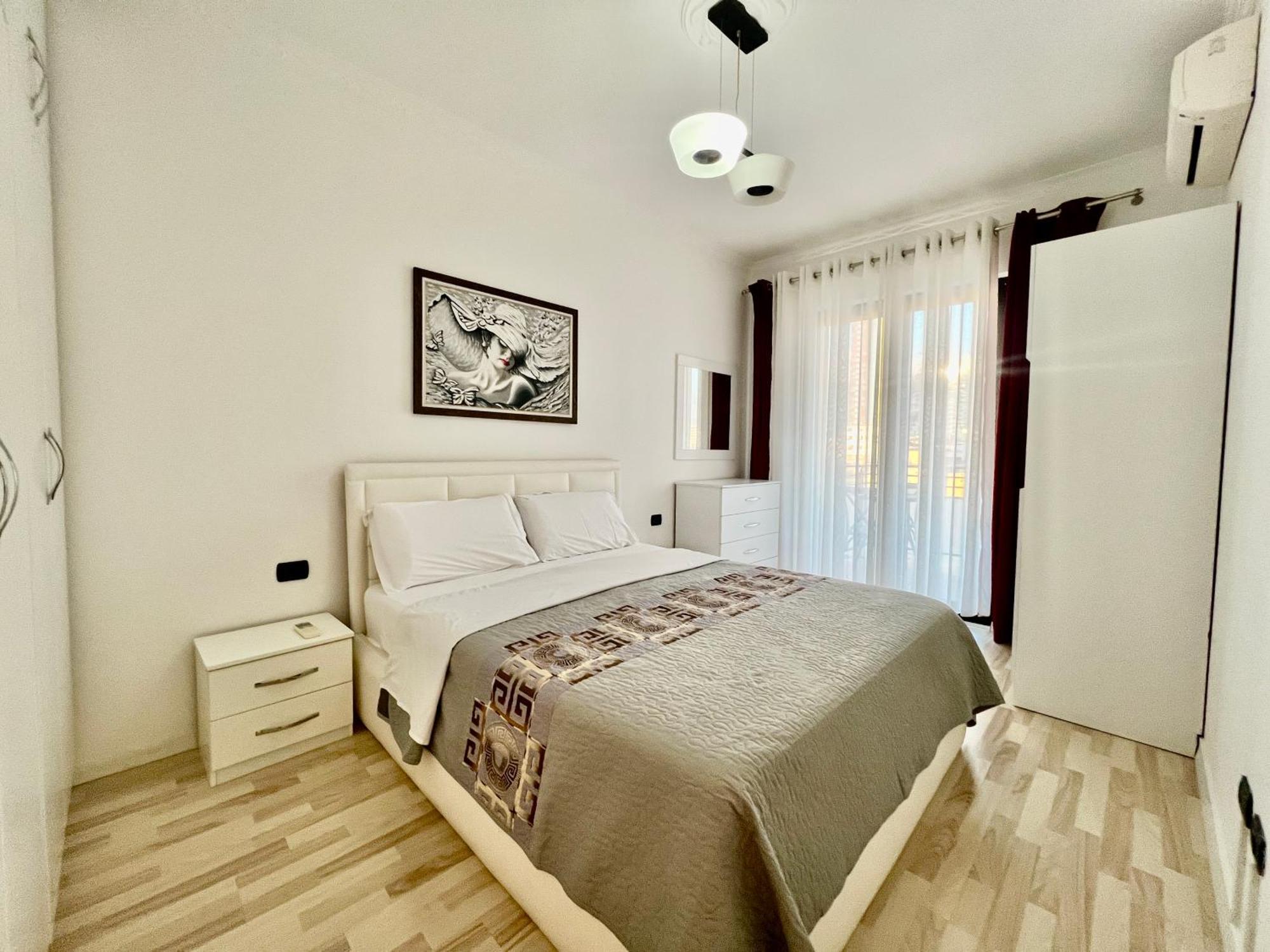 Downtown Grand Comfort 地拉那 外观 照片
